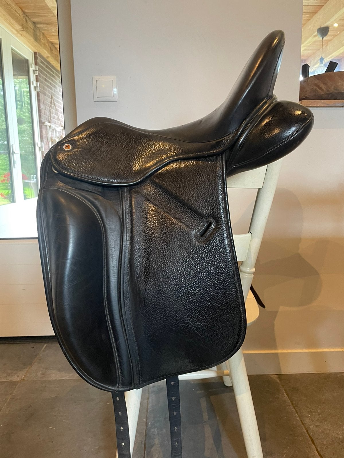 Vivary 17 inch dressuurzadel, Dieren en Toebehoren, Ophalen, Gebruikt, Dressuur, Wijd