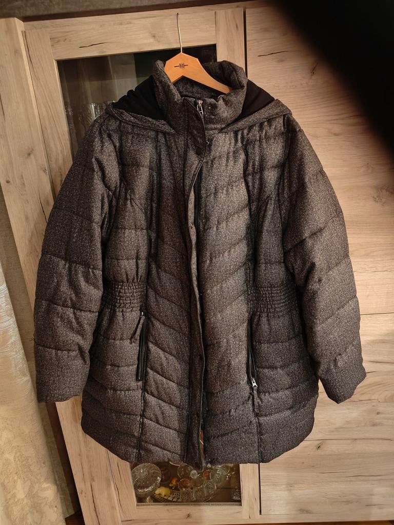 Nieuwe winterjas maat 50/52, Kleding | Dames, Jassen | Winter, Ophalen of Verzenden, Nieuw, Maat 46/48 (XL) of groter, Zwart