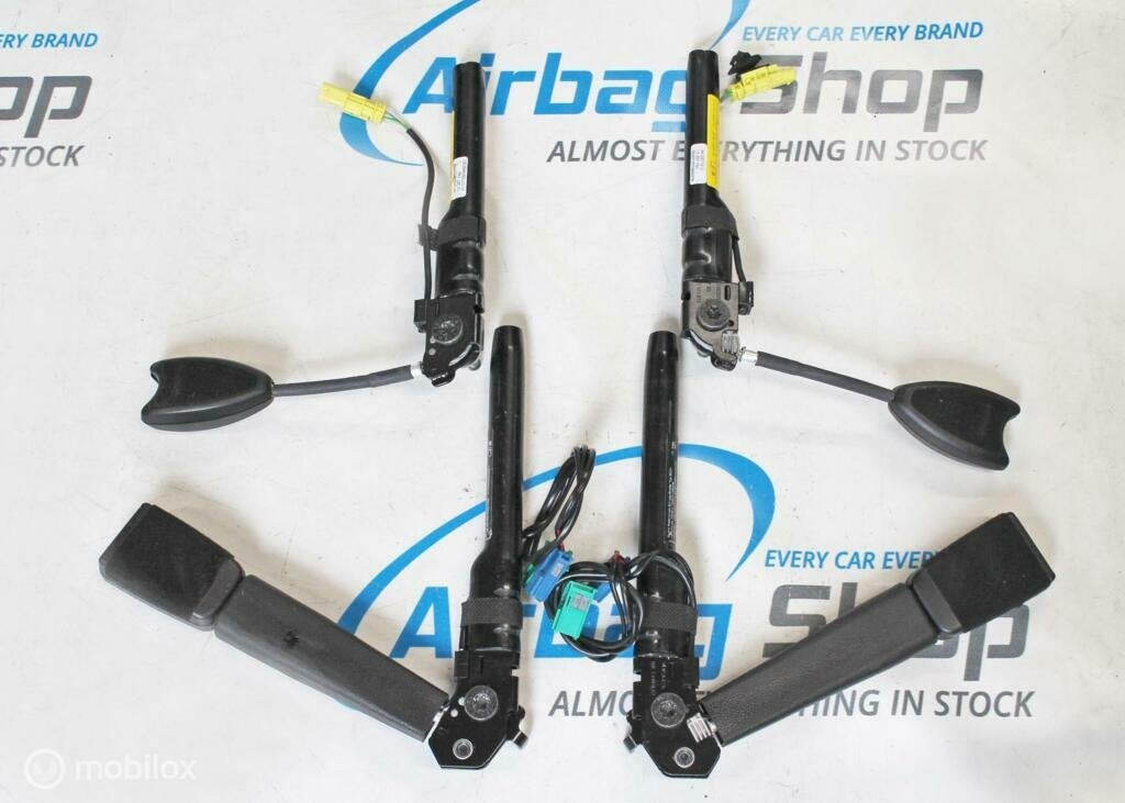 2 Spanners voor + 2 achter Opel Adam (2012-heden), Auto-onderdelen, Interieur en Bekleding, Opel, Opel