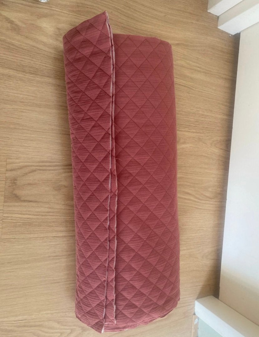 Doorgestikte Double Gauze/Mousseline stof oudroze per meter, Hobby en Vrije tijd, Stoffen en Lappen, 120 cm of meer, 200 cm of meer