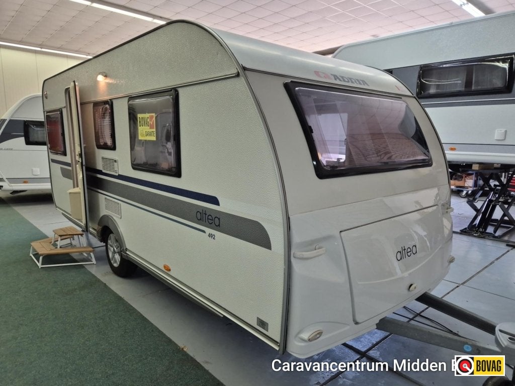 Adria Altea 492 Aparte Bedden Aut. Mover Voortent, Caravans en Kamperen, Standaardzit, Schokbreker, Bedrijf, Adria