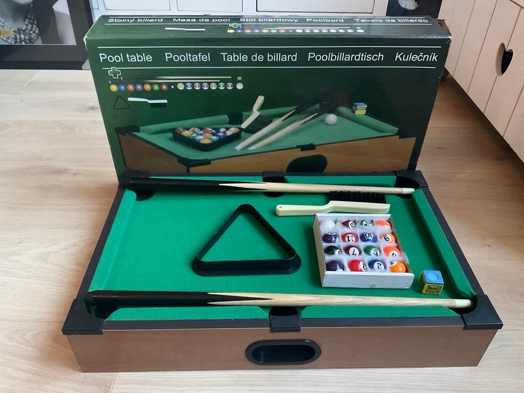 Pooltafel - Zo goed als nieuw!, Sport en Fitness, Biljarten en Poolen, Ophalen, Zo goed als nieuw, Pooltafel