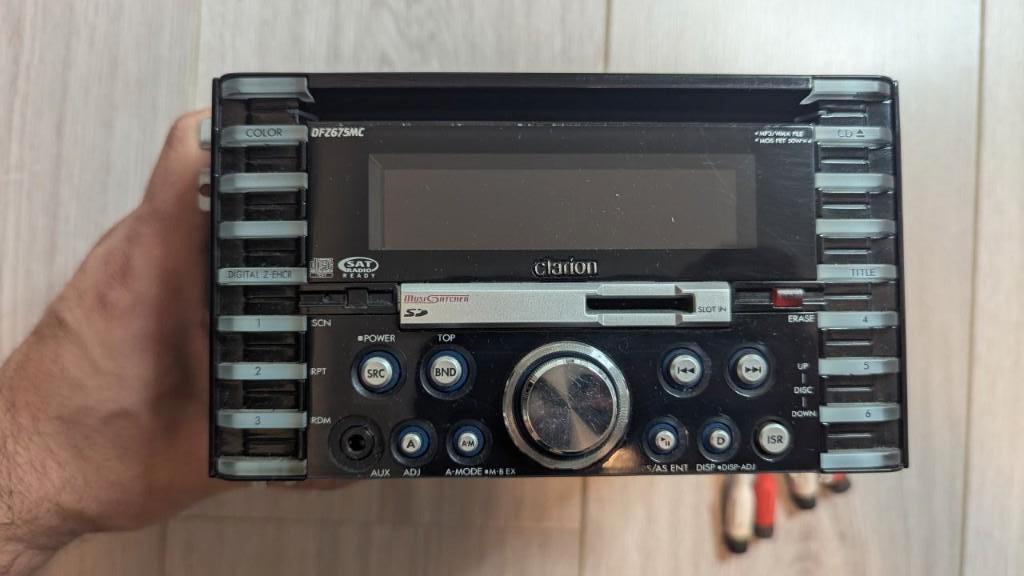 Clarion DFZ675MC - Autoradio, Auto diversen, Ophalen of Verzenden, Gebruikt