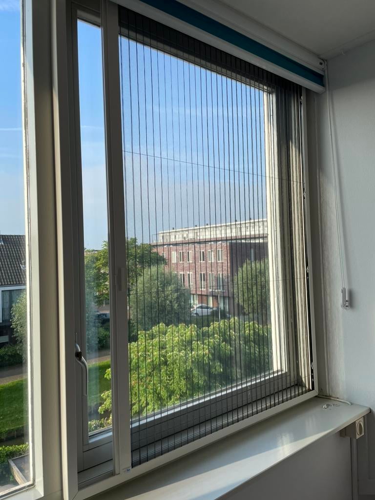 Zo goed als nieuw luxaflex hor 101x130, Doe-het-zelf en Verbouw, Deuren en Horren, Ophalen