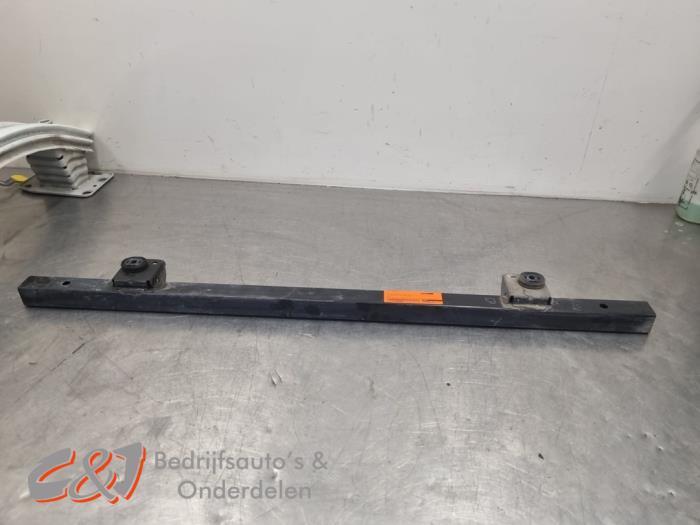 Bumperframe voor van een Fiat Doblo, Gebruikt, -, -, Ophalen of Verzenden