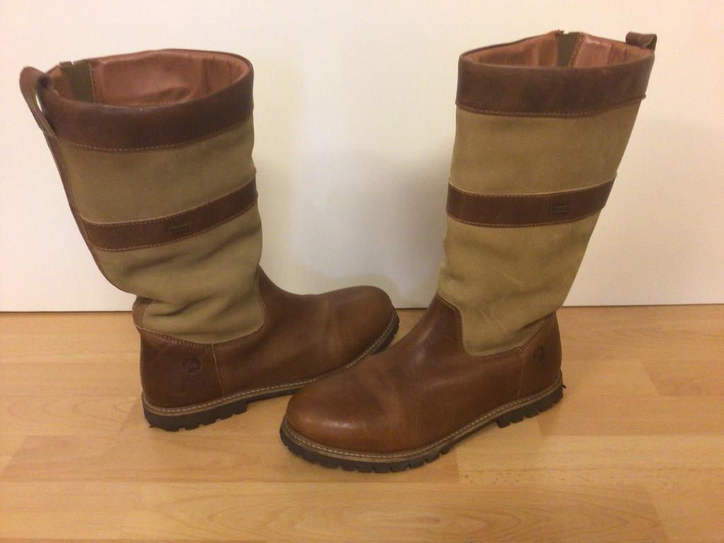 Travelin herenlaarzen mt 45 - bont gevoerd, Bruin, Boots, Ophalen of Verzenden, Zo goed als nieuw