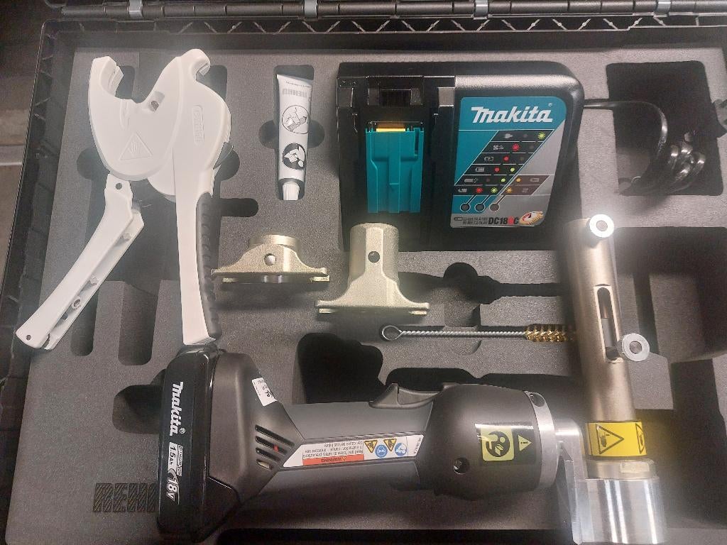 Rehau Rautool A-Light 2 accu Perstang persmachine NIEUW!, Auto diversen, Autogereedschap, ., Nieuw, Ophalen of Verzenden, /