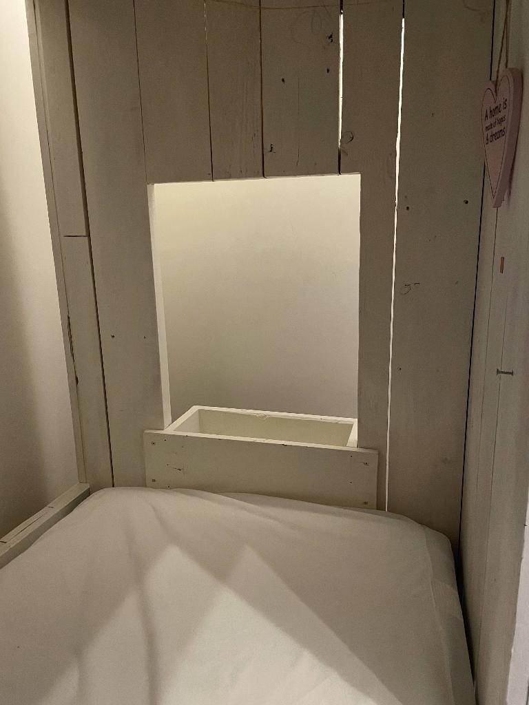 Leuk huisbed bedstee bed van steigerhout, Kinderen en Baby's, Kinderkamer | Bedden, Ophalen, 85 tot 100 cm, Gebruikt, Lattenbodem