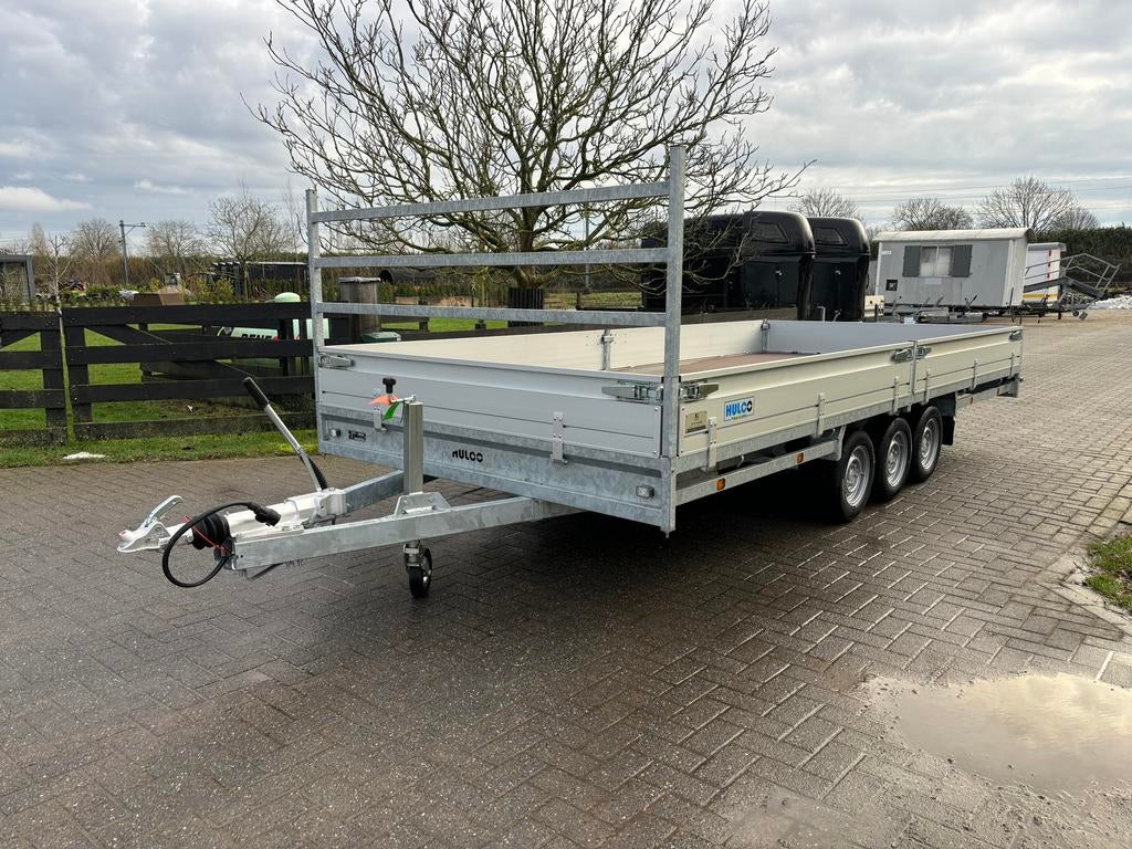 2026 Hulco Medax 228x505cm 5400kg plateauwagen, Auto diversen, Aanhangers en Bagagewagens, Ophalen, Zo goed als nieuw