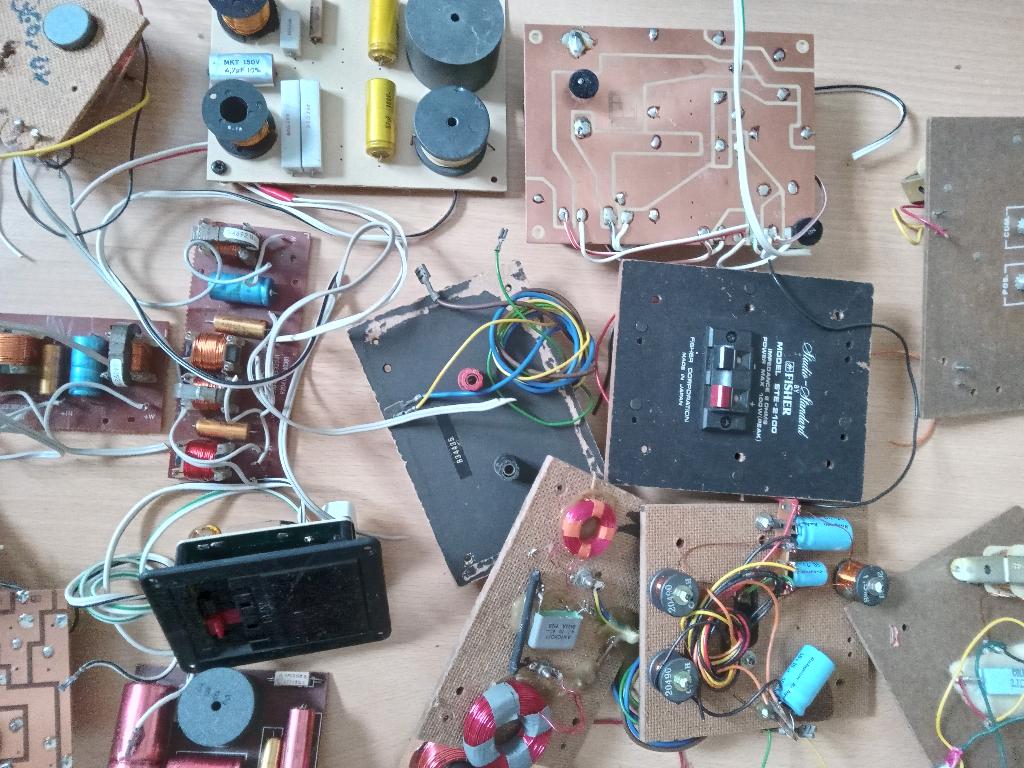 Tannoy, Elac, Bose , Quadral...terminals + filterboards, Audio, Tv en Foto, Luidsprekers, Verzenden, Zo goed als nieuw, 60 tot 120 watt