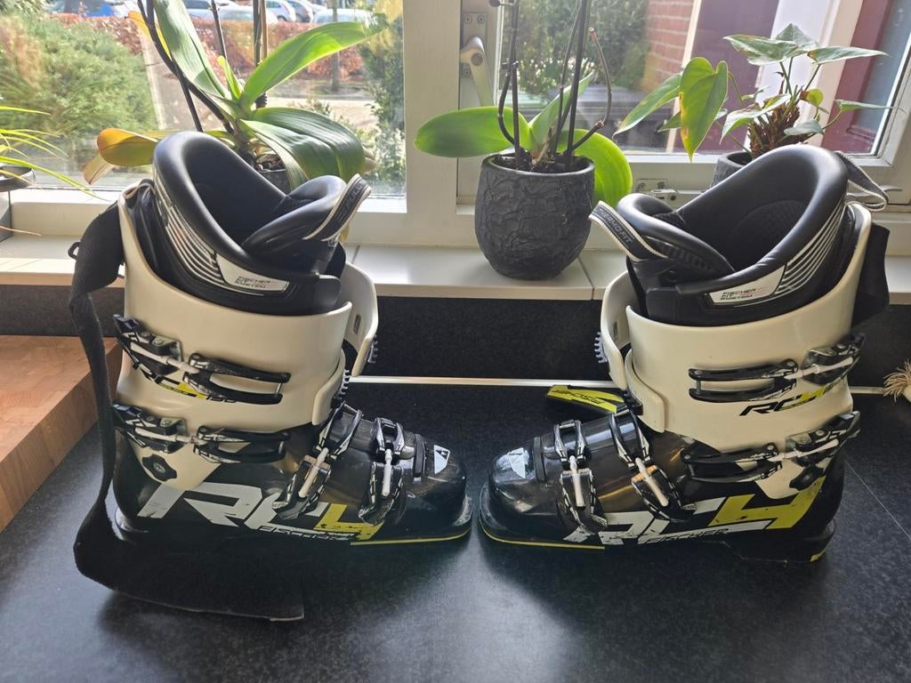 Fischer RC4-130 skischoenen, 100 tot 140 cm, Schoenen, Ophalen of Verzenden, Skiën