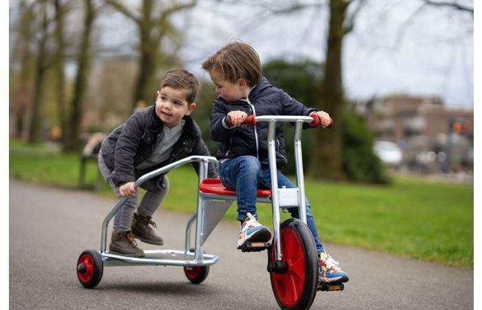 Rijdend materiaal schoolplein, camping, vereniging, Kinderen en Baby's, Speelgoed | Buiten | Voertuigen en Loopfietsen, Ophalen of Verzenden