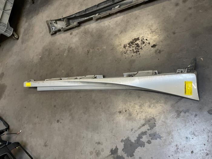 Zijskirt rechts van een Lexus IS 300 (1J4), Gebruikt, -, -, -