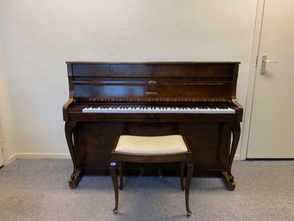 Schimmel piano uniek model!, Gebruikt, Bruin, Schimmel, Ophalen of Verzenden