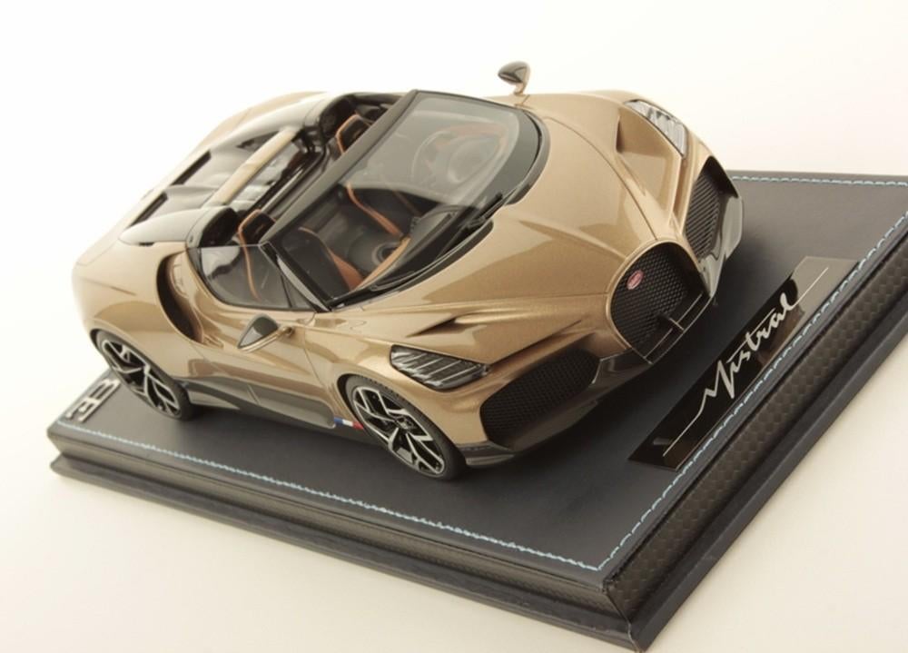 Bugatti W16 Mistral MR models 1/18 nieuw, Hobby en Vrije tijd, Modelauto's | 1:18, Ophalen of Verzenden, Nieuw, Auto, Overige merken