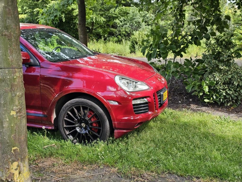 Porsche Cayenne GTS - Uniek!, Auto's, Porsche, Automaat, Cayenne, Navigatiesysteem, 405 pk