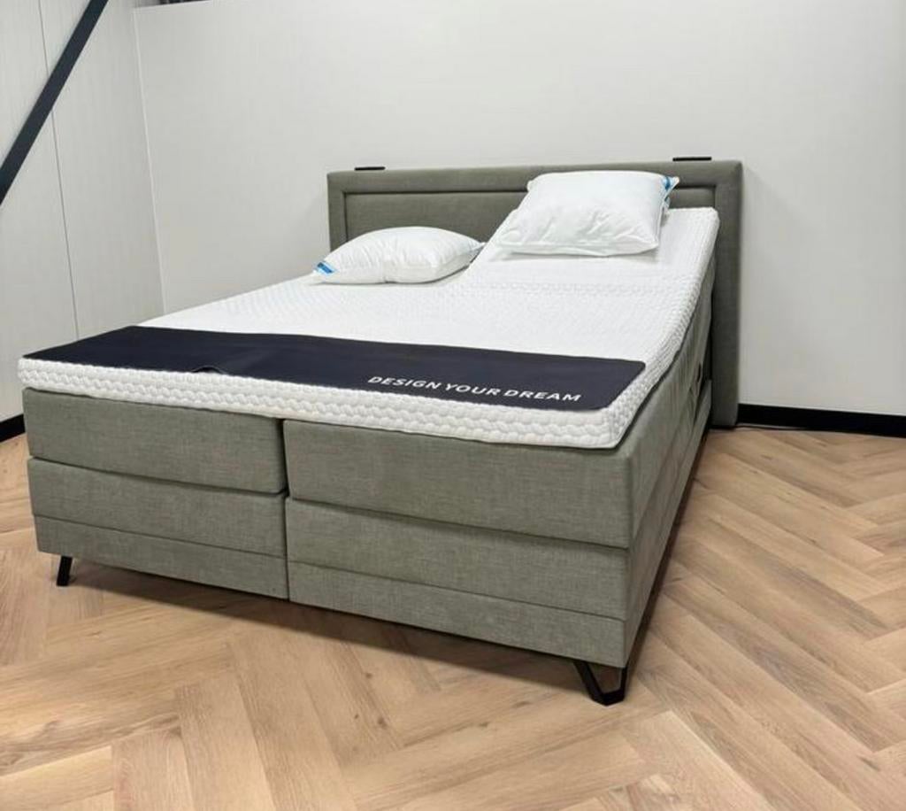 Elektrische boxspring 180x200 pocketvering, Tweepersoons, Ophalen of Verzenden, Zo goed als nieuw, 180 cm
