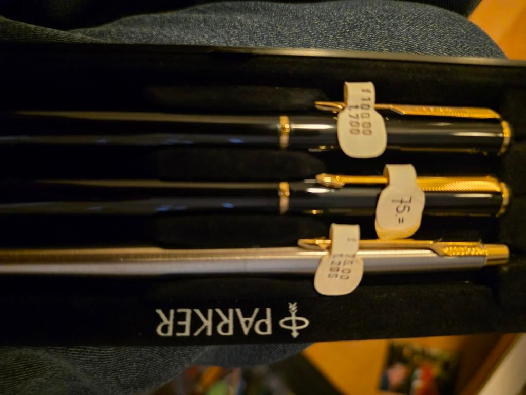 Vulpen Parker en set Vulpen Parker met ballpoint Parker, Verzamelen, Pennenverzamelingen, Ophalen of Verzenden, Nieuw, Vulpen