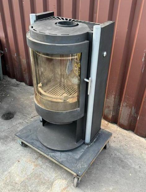 Nette houtkachel met veel glas rond, Huis en Inrichting, Kachels, Zo goed als nieuw, Houtkachel, Hout, Ophalen of Verzenden