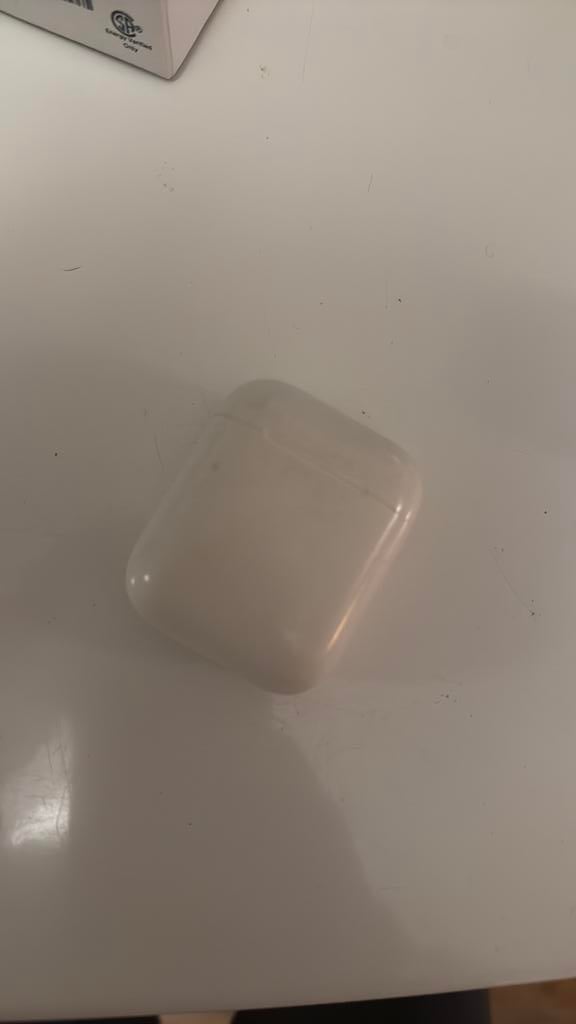 Airpod case, Ophalen of Verzenden, Gebruikt