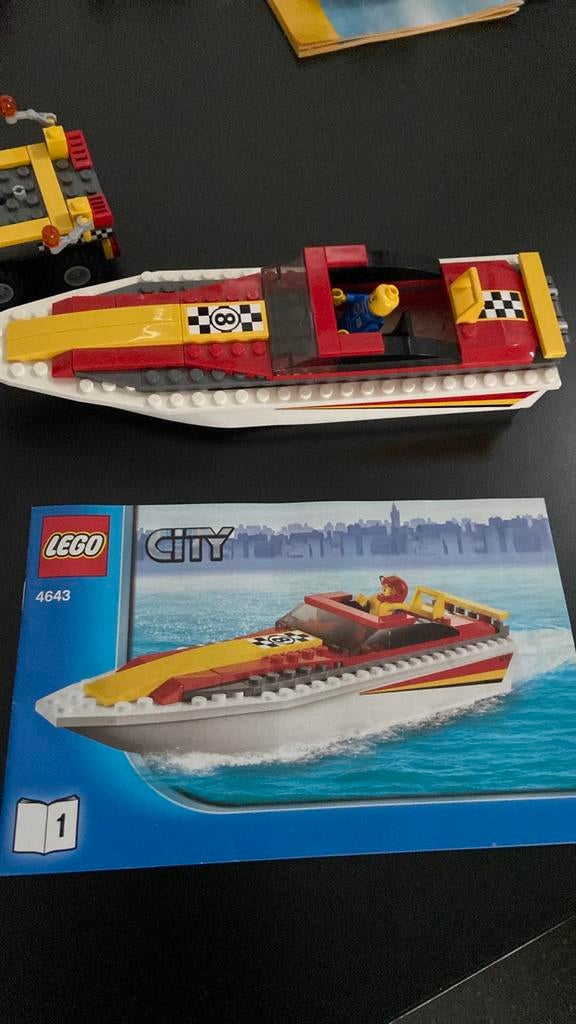 Lego City Speedboot met Vrachtwagen 4643, Kinderen en Baby's, Speelgoed | Duplo en Lego, Ophalen of Verzenden, Zo goed als nieuw