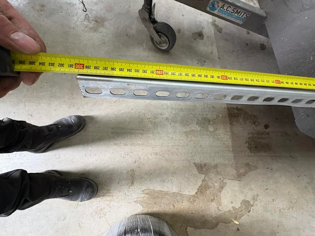 Hoeklijn gegalvaniseerd 30/30, Doe-het-zelf en Verbouw, Metalen, Ophalen, Nieuw, IJzer
