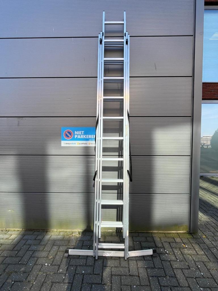Panthera 3-delige ladder 3x11 - NIEUW met kleine schade (#1), Ophalen, Zo goed als nieuw, Ladder, Opvouwbaar of Inschuifbaar
