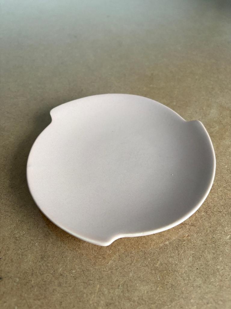Vintage pastelkleurig gebakbordje Flora Gouda jaren 50, Huis en Inrichting, Keuken | Servies, Keramiek, Overige typen, Ophalen of Verzenden