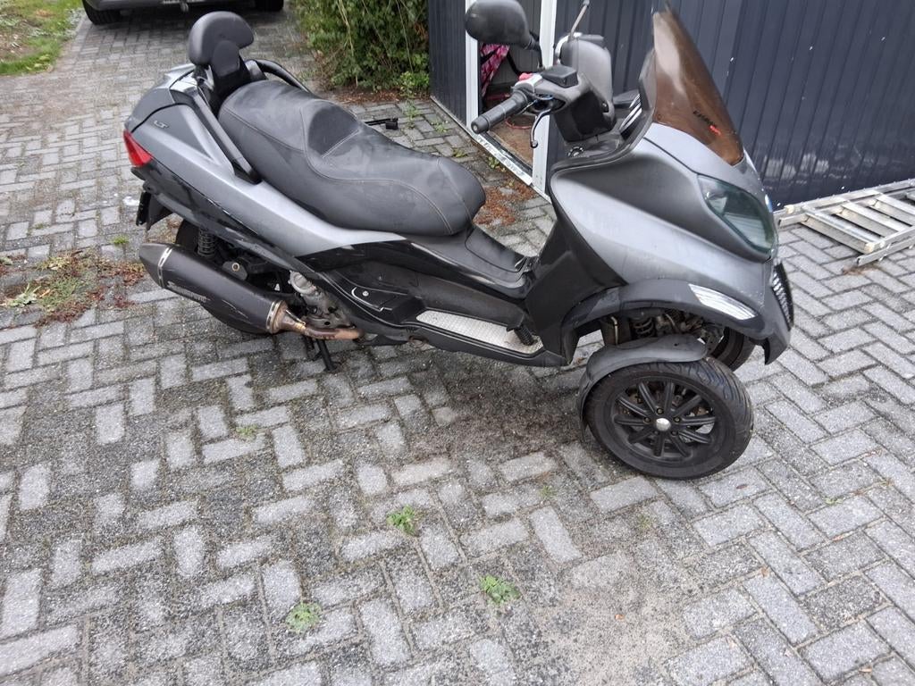 Mp3 500 piaggio & akropovic goed onderhouden top motor, Handvatverwarming, Scooter, Bedrijf
