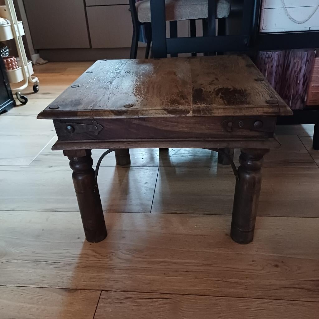 Mooi oud verweerd tafeltje sleets, Ophalen of Verzenden