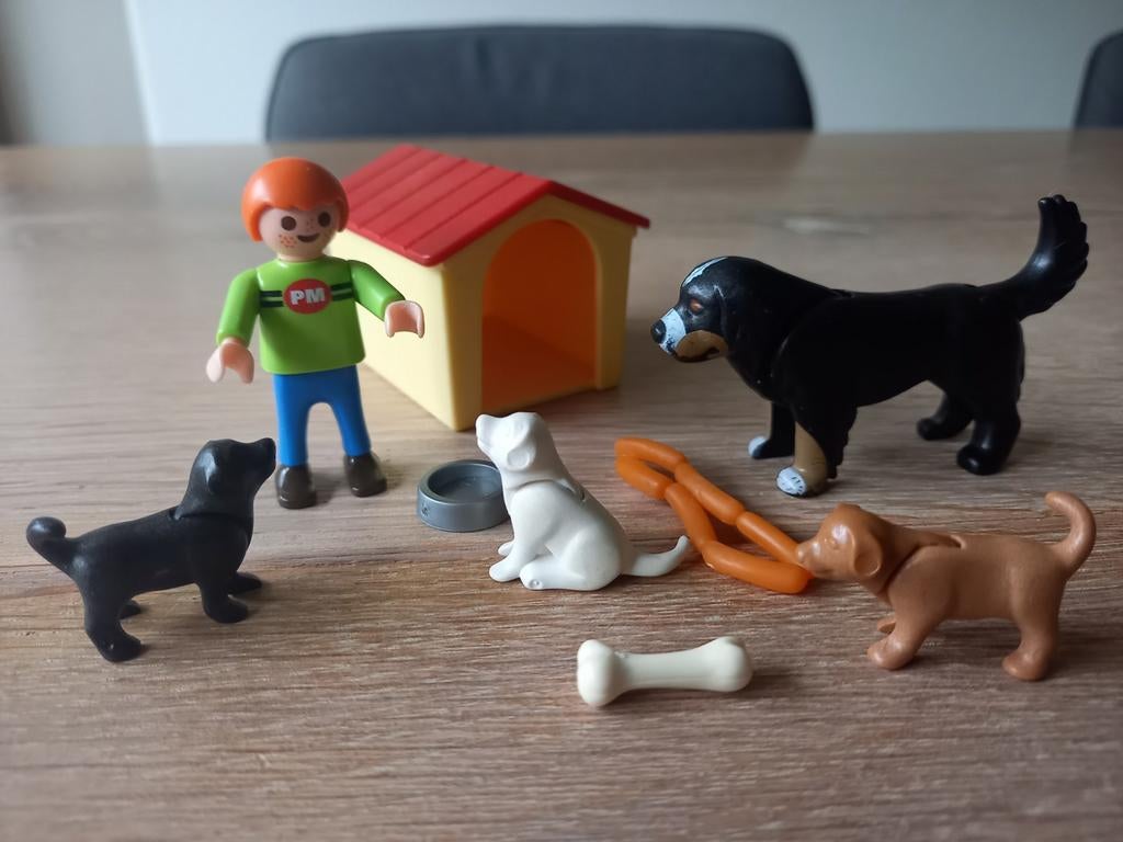 Playmobil Jongen met honden - 4498 COMPLEET, Ophalen of Verzenden, Zo goed als nieuw, Complete set