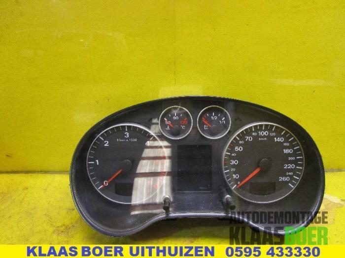 Kilometerteller KM van een Audi A3, Gebruikt, -, -, -
