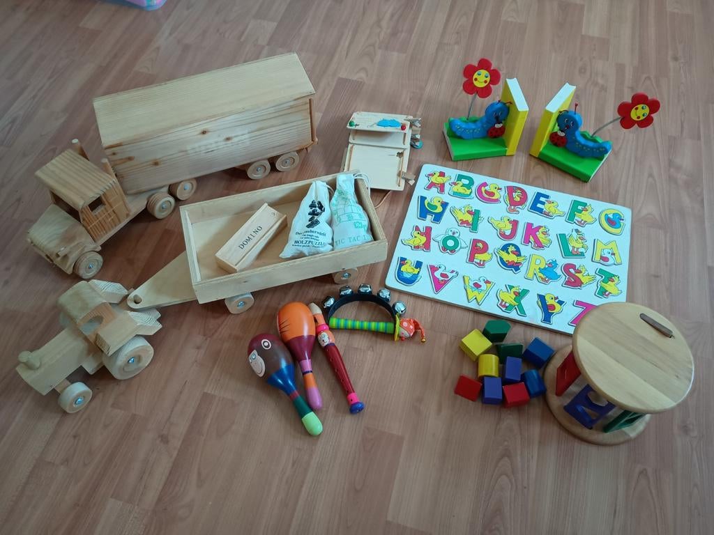 Houten Speelgoed Set: Vrachtwagen, Tractor, Muziek & Meer!, Kinderen en Baby's, Speelgoed | Houten speelgoed, Gebruikt, Overige typen