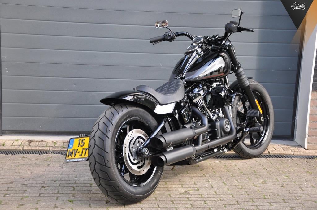 Harley Davidson 107 FXLR Softail Low Rider FXLR Softail Low, 1746 cc, Chopper, Bedrijf, Meer dan 35 kW