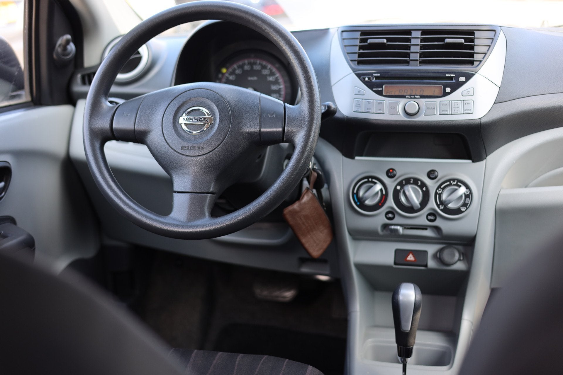 Nissan Pixo 1.0 ACENTA | AUTOMAAT | AIRCO | 32000 KM NAP!, Auto's, Euro 5, Stof, Gebruikt, 4 stoelen