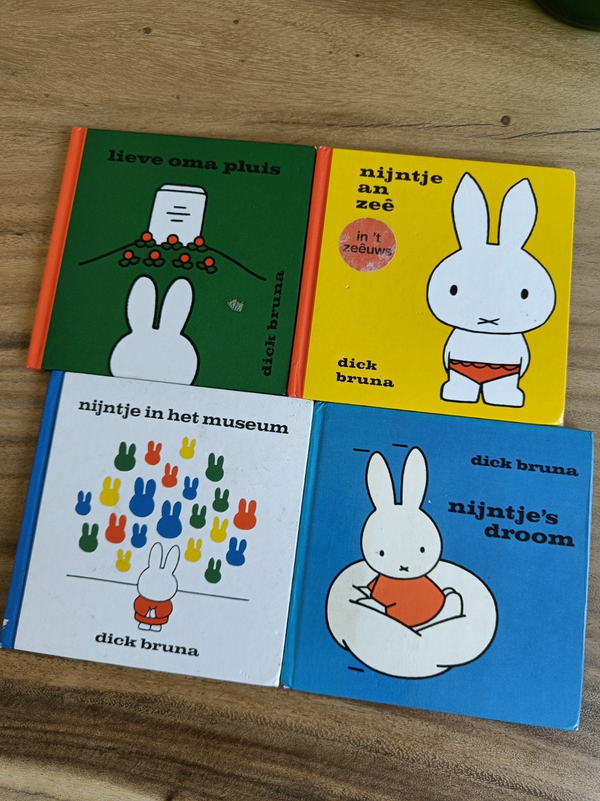 4 Nijnjte boeken van Dick Bruna, Ophalen of Verzenden, Gelezen, Dick Bruna, Fictie algemeen