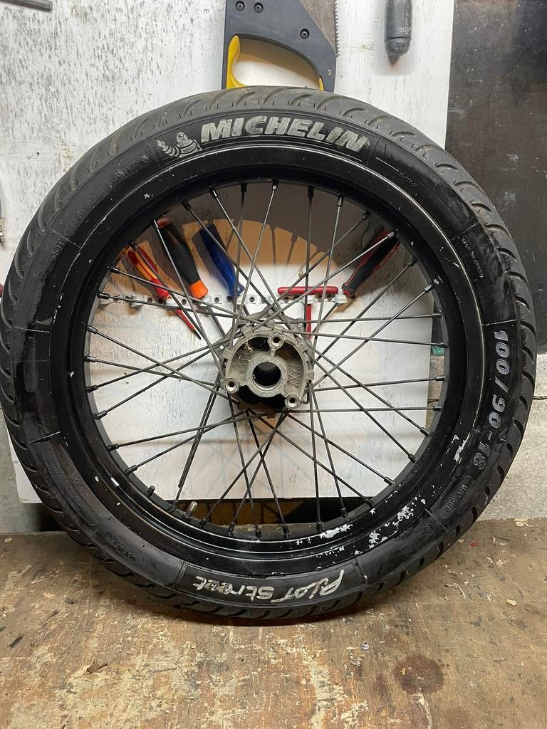 Derbi achterwiel, Ophalen, Gebruikt