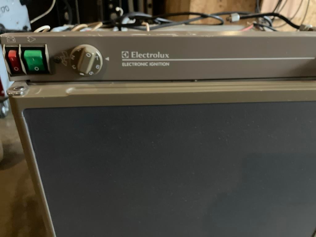 Elektrolux RM 4211 CAMPER inbouw Koel/vries op  gas 12V 230V, Ophalen, Gebruikt