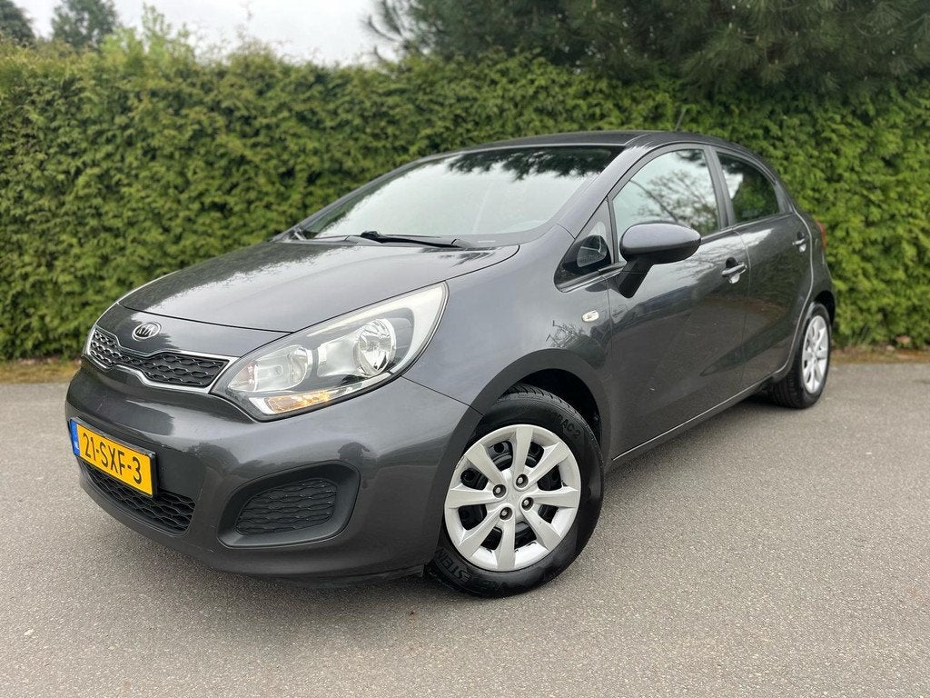 Kia Rio 1.2 CVVT Comfort Pack 5drs airco 1 eigenaar, Euro 5, Zwart, 4 cilinders, Elektrische ramen