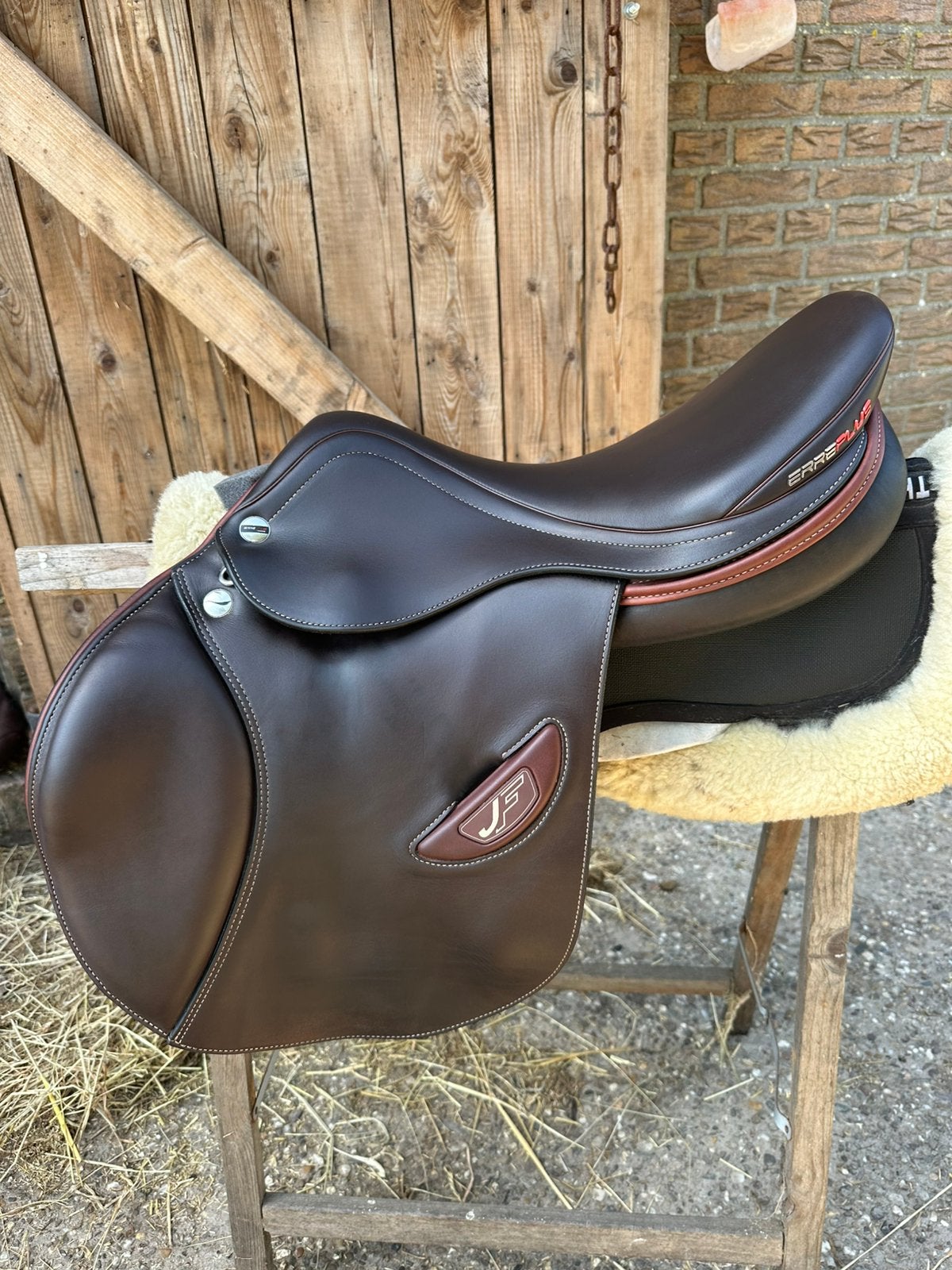 Springzadel Erreplus - free shoulder SL - JF 17 inch 2021, Dieren en Toebehoren, Ophalen of Verzenden, Zo goed als nieuw, Springen