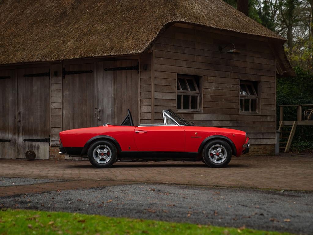Fiat 124 Spider Abarth Rally | One of 955 | Well maintained, Auto's, Oldtimers, Zwart, Cabriolet, Alcantara, Bedrijf