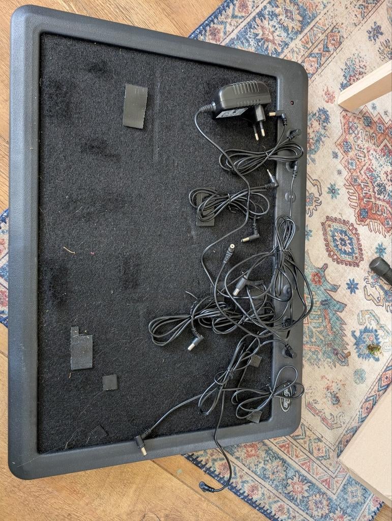 SKB Pedalboard met Voeding en Draagtas, Muziek en Instrumenten, Effecten, Ophalen of Verzenden