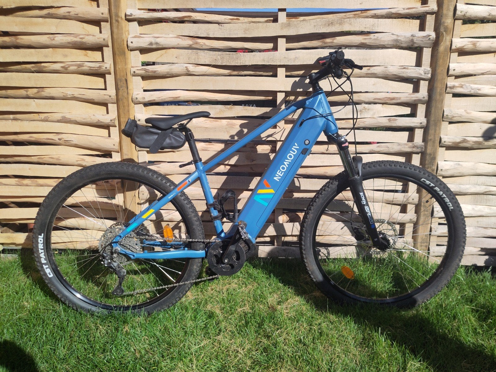 NEOMOUV E-MTB - Elektrische Mountainbike, Zo goed als nieuw, 47 tot 51 cm, 50 km per accu of meer, Ophalen
