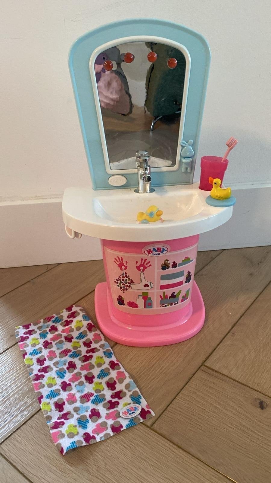 Baby Born wastafel met accessoires, Ophalen, Gebruikt, Overige typen