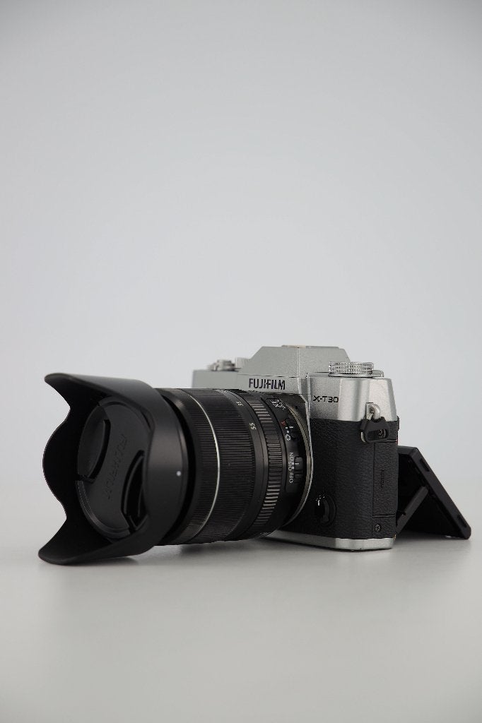 Fujifilm X-T30 II Zilver + XF 18-55mm (Lage shuttercount), Audio, Tv en Foto, Fotocamera's Digitaal, Ophalen, Gebruikt, Compact