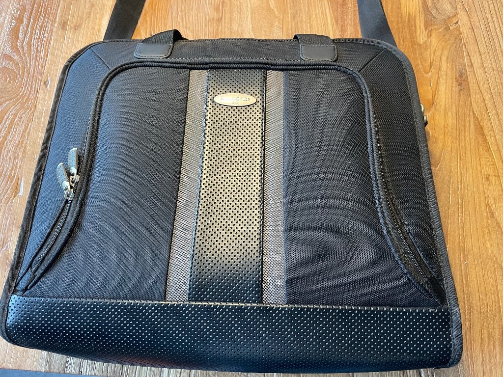 nog nieuwe Samsonite laptoptas, 17 inch of meer, Nieuw, Ophalen of Verzenden, Samsonite