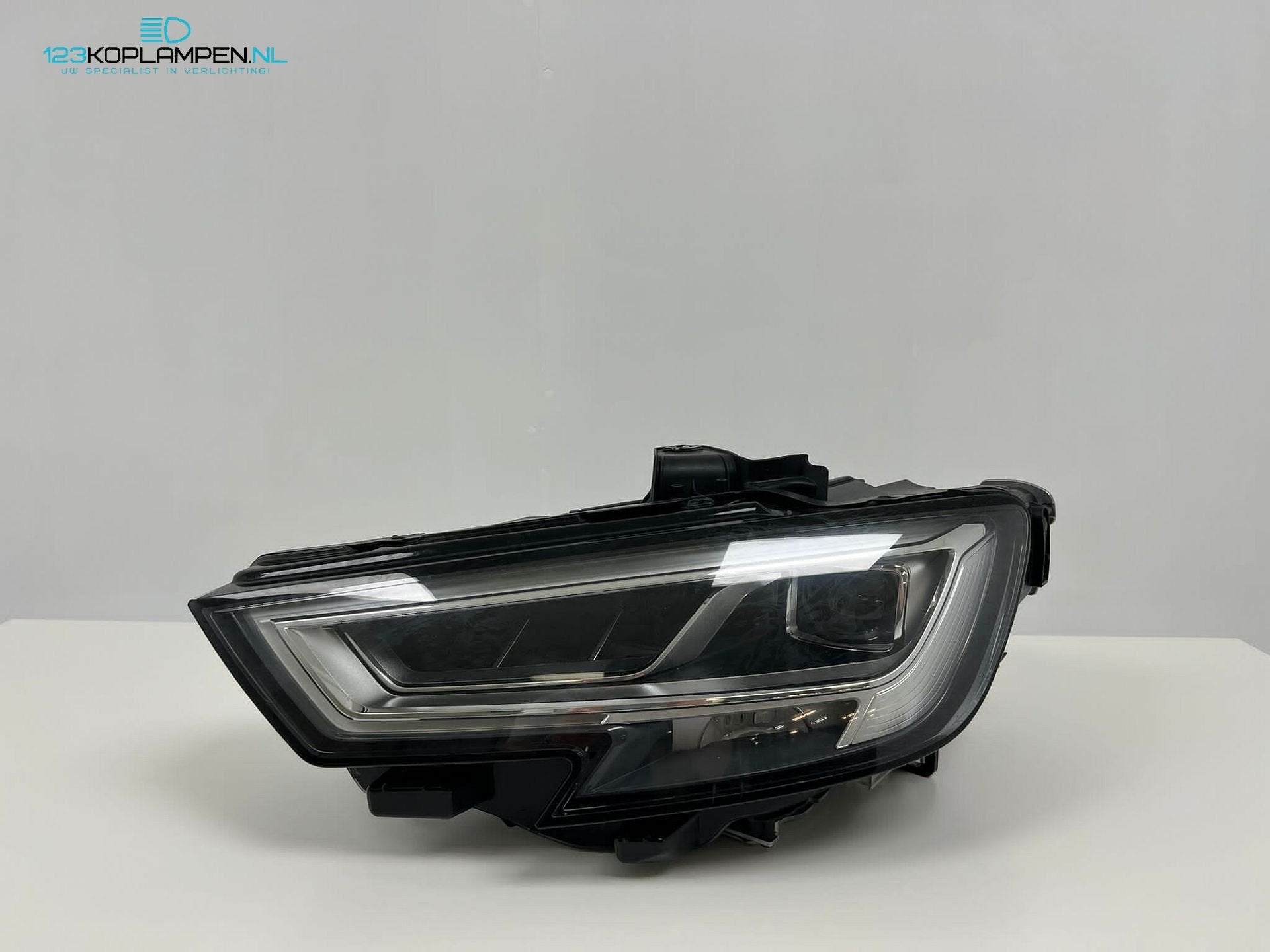 Audi A3 8V facelift Matrix koplamp links 8V0941035, Ophalen, Gebruikt, -, Audi