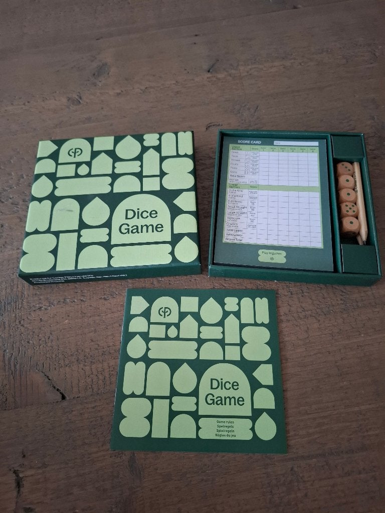 Dice Game - Center Parcs - compact dobbelspel, Hobby en Vrije tijd, Gezelschapsspellen | Bordspellen, Ophalen of Verzenden, Zo goed als nieuw