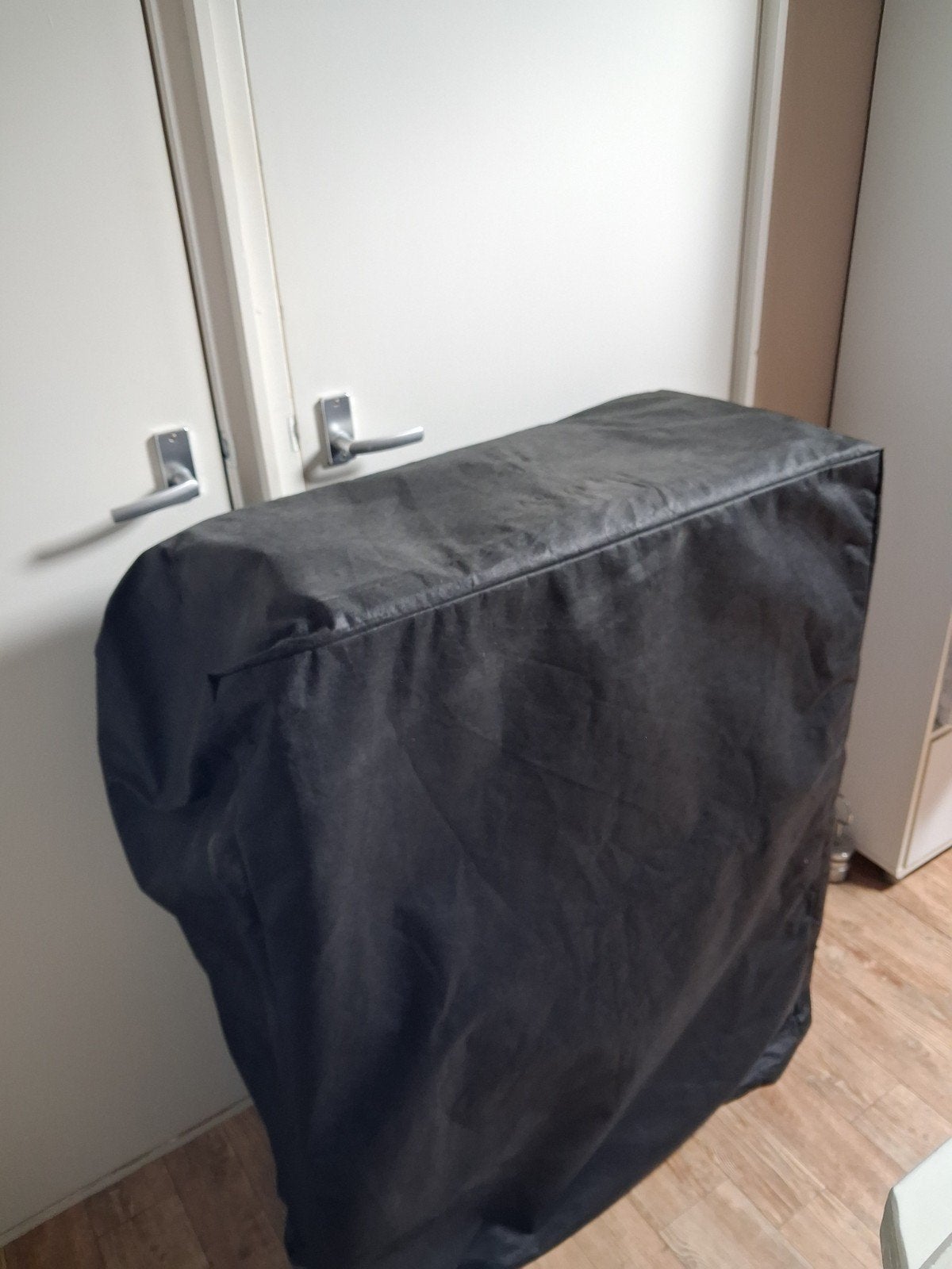 Foto 3 van Opklapbaar logeerbed - Zo goed als nieuw