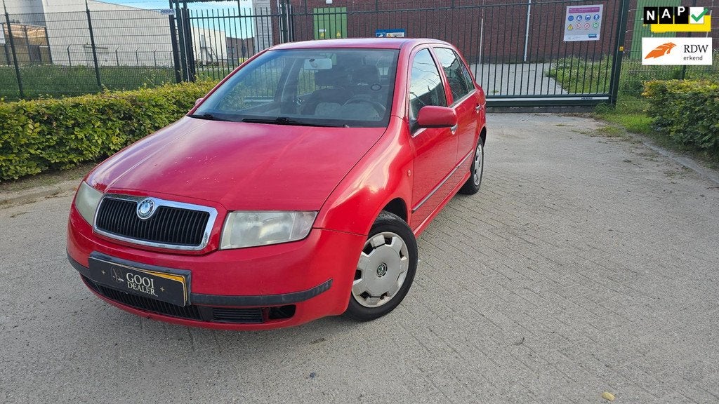 Skoda Fabia 1.4-16V Comfort AUTOMAAT CRUISE NIEUWE APK!, Auto's, Skoda, 450 kg, Gebruikt, 4 cilinders, 1070 kg